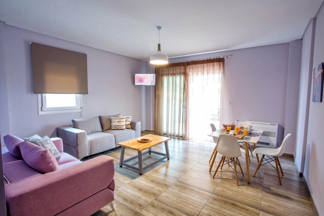 Isalos Suites Néa Péramos Esterno foto