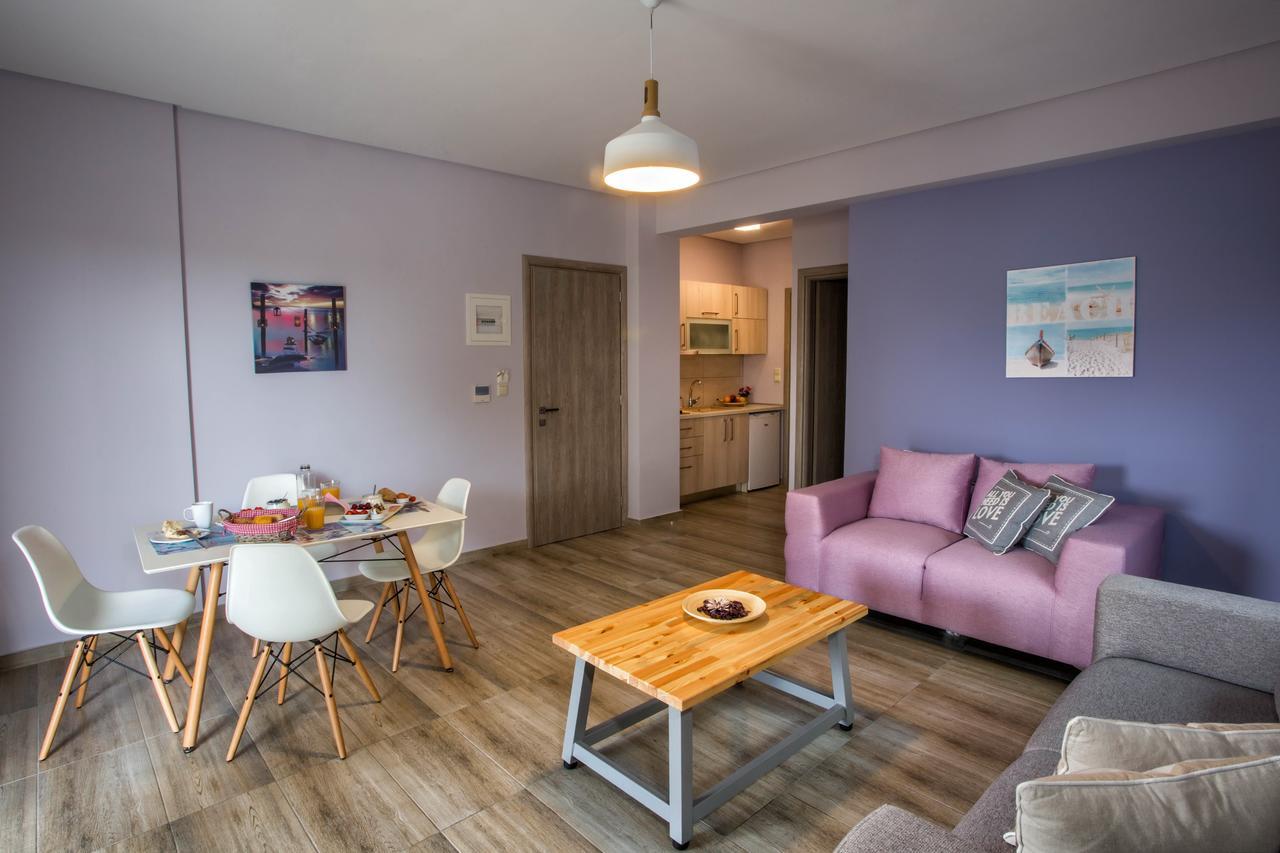 Isalos Suites Néa Péramos Esterno foto